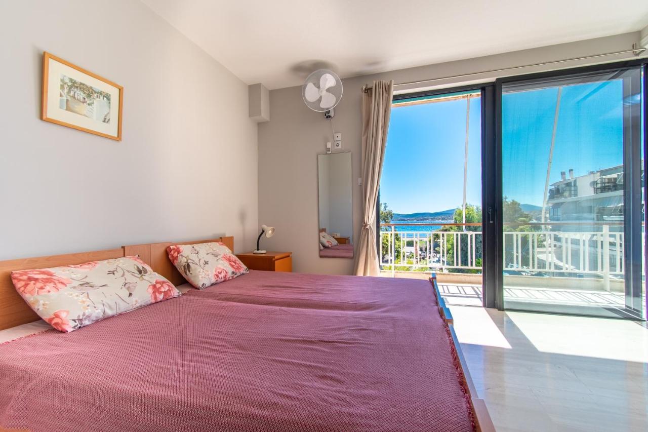 Lavish & Spacious Apt With Stunning Seaview, 10 Min Ath Airport Artemida  Exterior foto