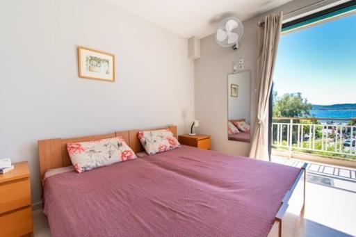 Lavish & Spacious Apt With Stunning Seaview, 10 Min Ath Airport Artemida  Exterior foto